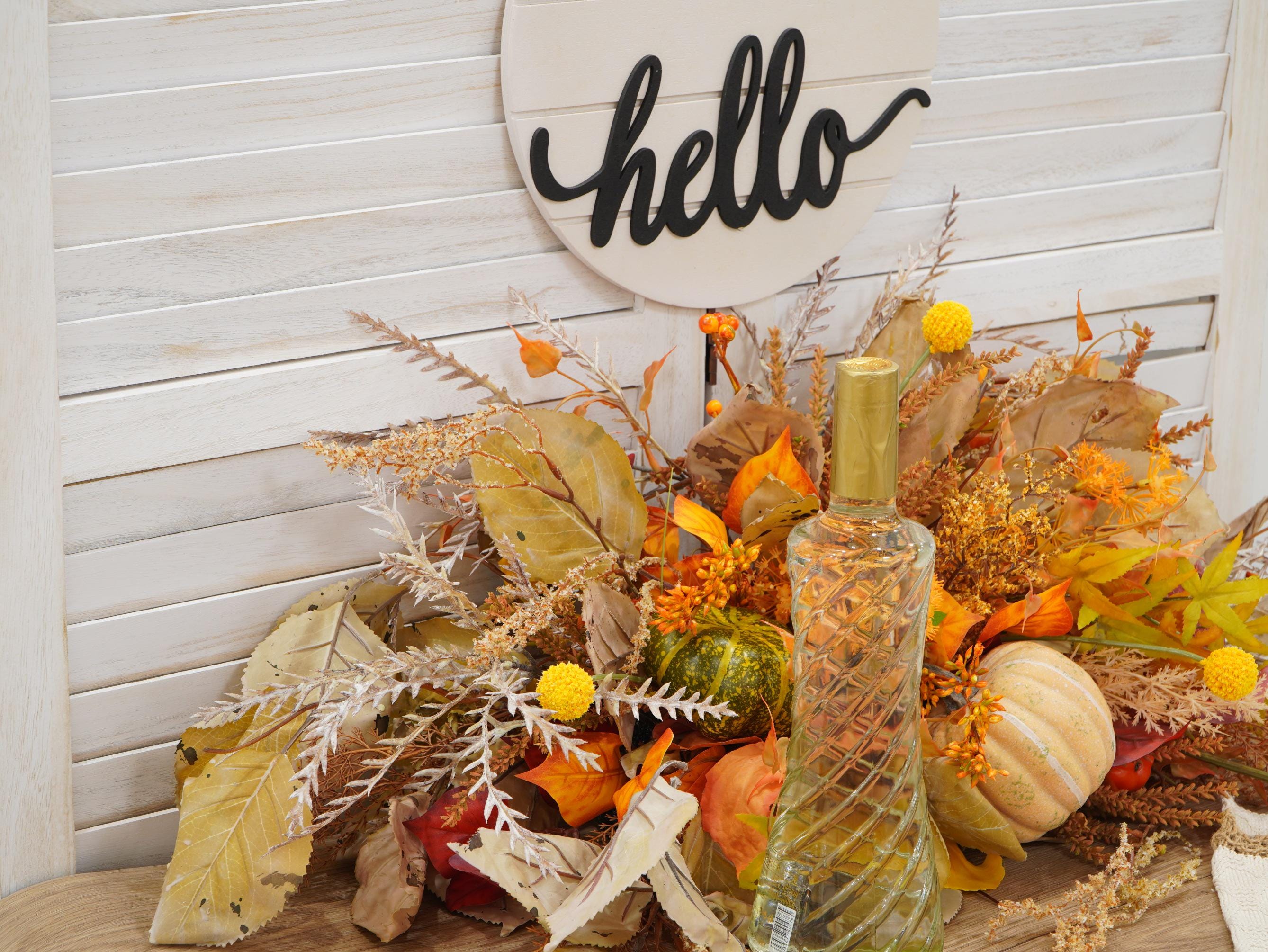 Autumn Harvest Pumpkin Centerpiece – Faux Fall Floral Table Garland with Gourds, Leaves & Rustic Accents