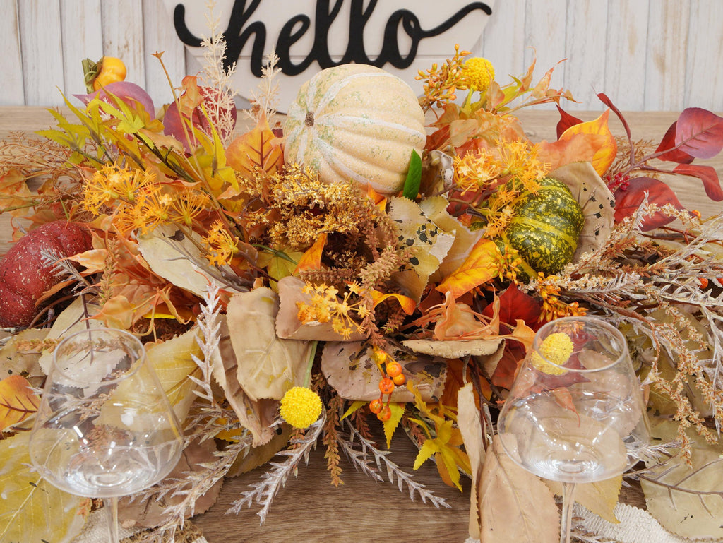 Autumn Harvest Pumpkin Centerpiece – Faux Fall Floral Table Garland with Gourds, Leaves & Rustic Accents