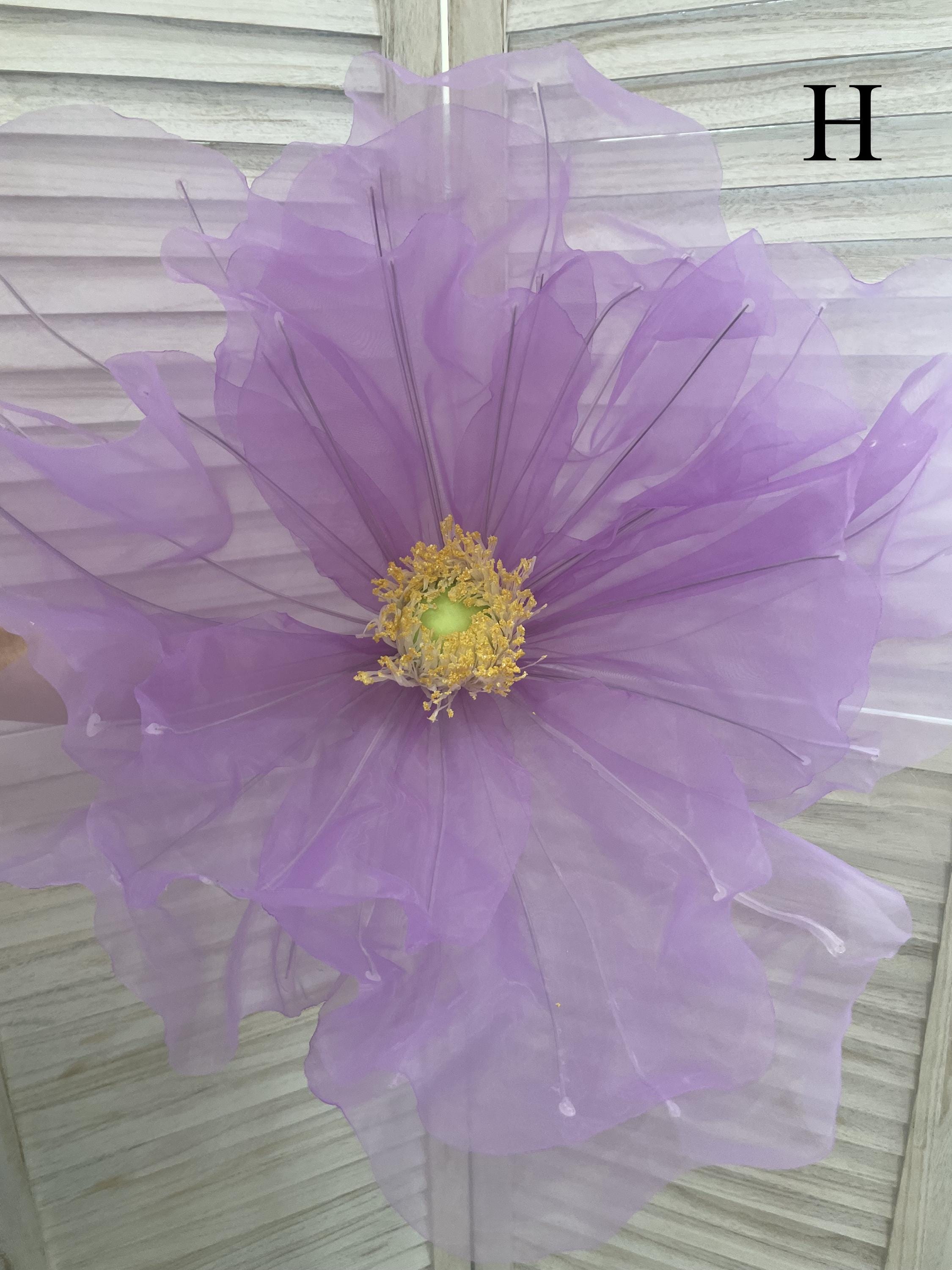 Customizable Giant Silk Paper Flowers for Elegant Decor