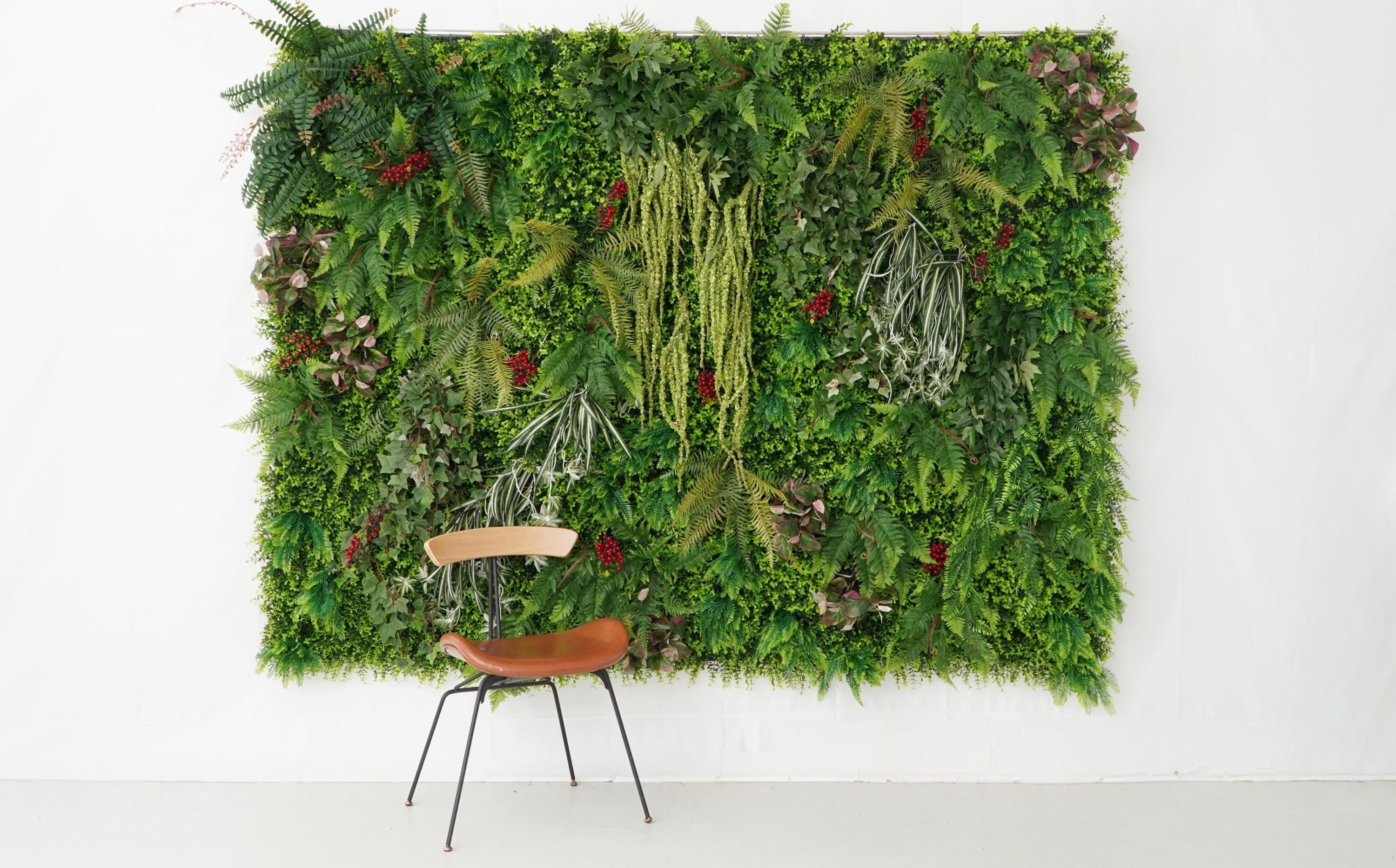 Artificial Greenery Wall Panel with Mixed Ferns and Foliage for Indoor & Outdoor Backdrop